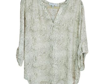 Chaus Gray Snake Print Roll Tab Blouse XL