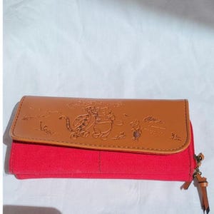 Vintage Disney Winnie The Pooh Red Cloth Brown Leather Clutch Wallet Accordion Style