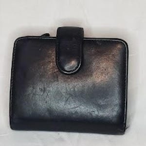 Men’s Black Genuine Leather Trifold Wallet – Compact ID Coin Pocket Style