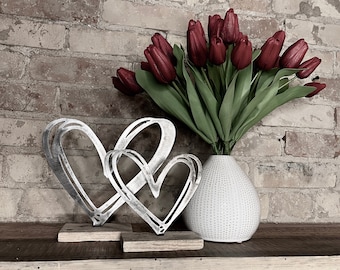 Set of 2 Wire Brushed Metal Heart Stands