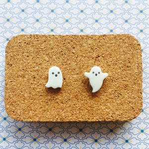 Spooky ghosts handmade hypoallergenic cute halloween stud earrings girl gift scary phantom   international