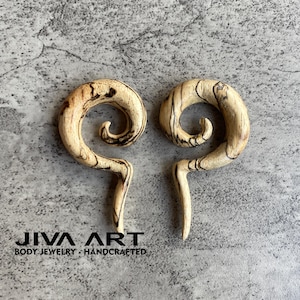 Wood stretched ears lobes hoop earrings Super spiral ear gauges weights Wooden plugs earrings Hand carved price per pair 8g 6g 4g 2g 0g 00g