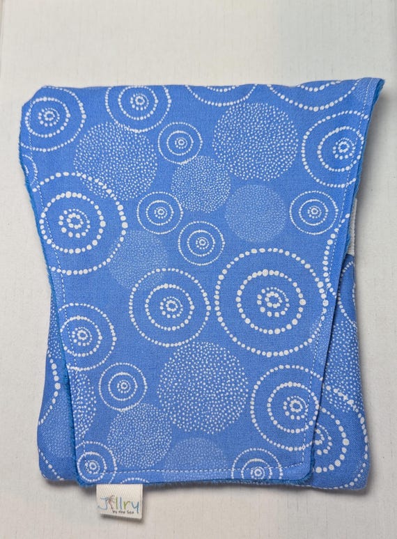 Fabric 8 Pen Pouch "Gatemouth" Light Blue Circles