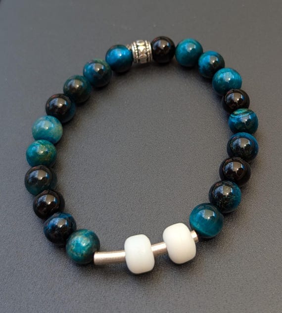 Hand Beaded Bracelet with Blue Cats Eye and Glass Beads