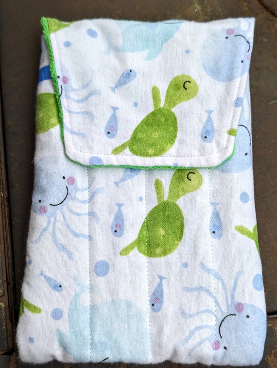 Fabric 8 Pen Pouch "Gatemouth" Turtles