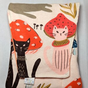 Fabric 8 Pen Pouch &quot;G8mouth&quot;  Mushroom Cat