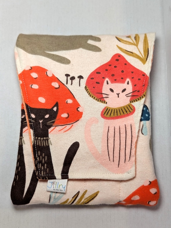 Fabric 8 Pen Pouch "G8mouth"  Mushroom Cat