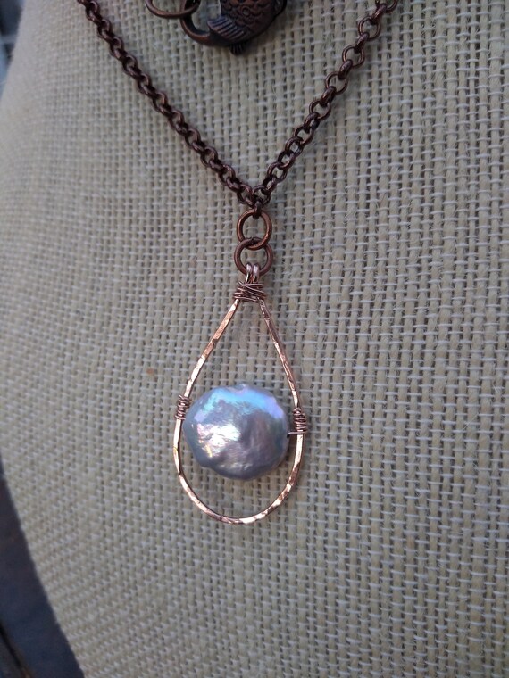 Hand Hammered Rosegold Necklace with Freshwater Pearl and Copper Fish