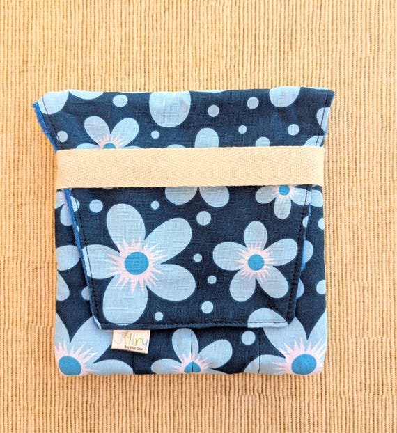 Fabric 8 Mini Pen Pouch "Gatemouth" Blue Flowers