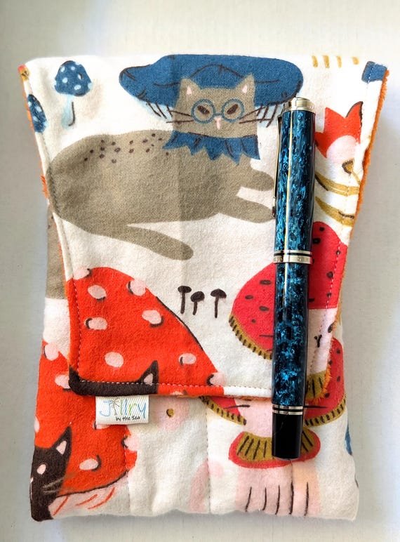Fabric 8 Pen Pouch "G8mouth"  Mushroom Cat