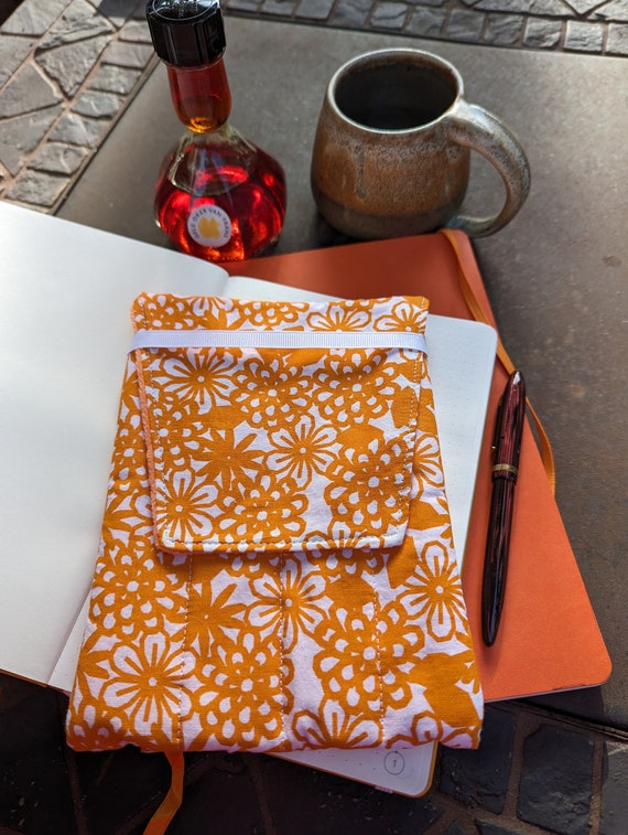 Fabric 8 Pen Pouch "Gatemouth" Orange Flower