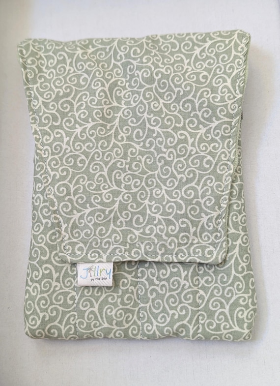 Fabric 8 Pen Pouch "Gatemouth" Soft Green