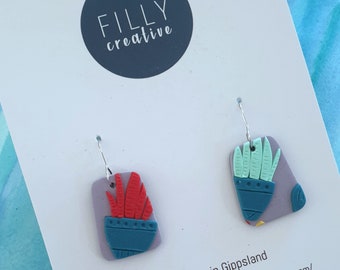 Plenty of pots- Mid size dangle earrings on hooks