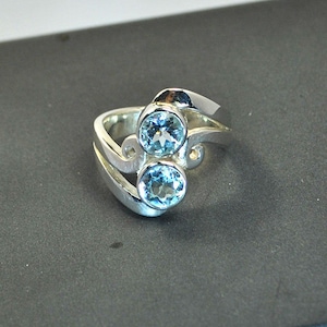 Sterling silver ring blue topaz