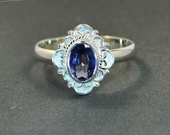 Sterling silver ring iolite