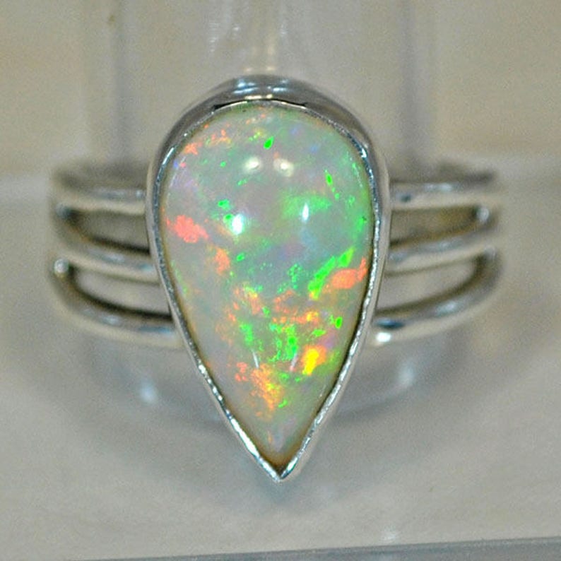 Sterling silver ring with Ethiopian opal image 2