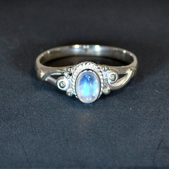 Genuine Moonstone Ring, Moonstone Silver Ring, Moonstone Ring, Moon Stone  Ring, Boho Ring, Rainbow Moonstone Ring, Birthday Gift for Her - Etsy