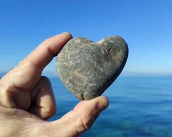 Large,naturally heart shapped beach pebble.Beach hearts.Natural art supplies.Love stone