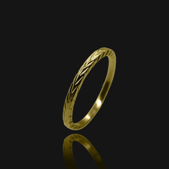 18k gold thumb deals ring