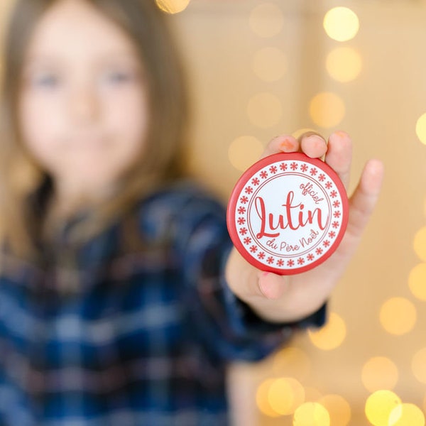 Maxi Badge de Noël | Lutin officiel du Père Noël | Petite idée cadeau de Noël