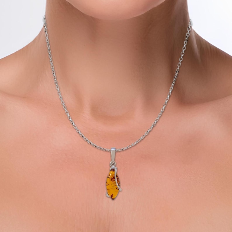 Amber Pendant earrings set - Birthday gifts for mom - Amber jewelry set