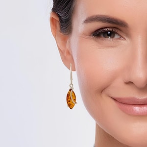 Amber Pendant earrings set - Birthday gifts for mom - Amber jewelry set