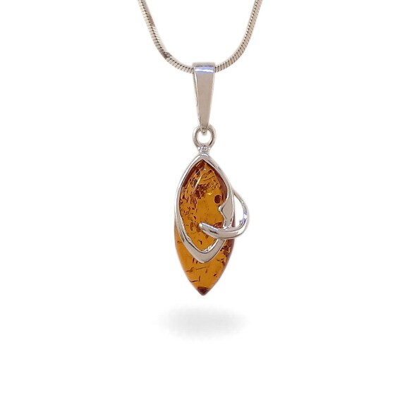 Real amber jewelry online