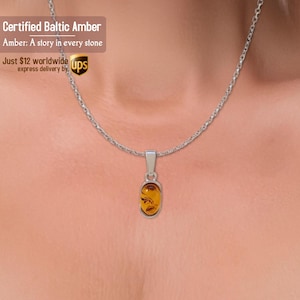 Stone Pendant - Baltic amber pendant - Everyday Womens pendant - Gift for her birthday - Gemstone pendant - Amber gift - Bernstein