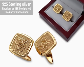 Custom cufflinks with a touch of luxury - Initial cufflinks - Personalized cufflinks - Gold cufflinks or Silver cufflinks engraved