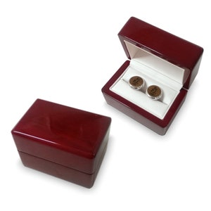 Luxury wooden packaging for cufflinks, custom jewelry packaging, cufflinks packaging, custom packaging image 1