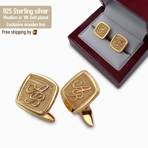 Custom cufflinks with a touch of luxury - Initial cufflinks - Personalized cufflinks - Gold cufflinks or Silver cufflinks engraved