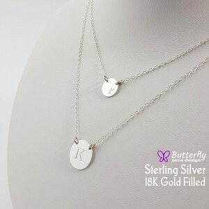 Layered Disc Halsketten - Layered Initial Halsketten - Mehrschichtige Halsketten für Frauen - Layered Long Circle Tag Halskette