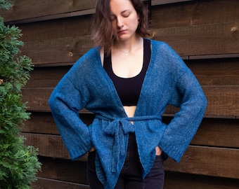 Loose Knit Short Cardigan Sweater Boucle Alpaga Bleu pétrole, Robe veste moelleuse courte à l’avant ouvert, Manteau Boho d’été léger Cover Up