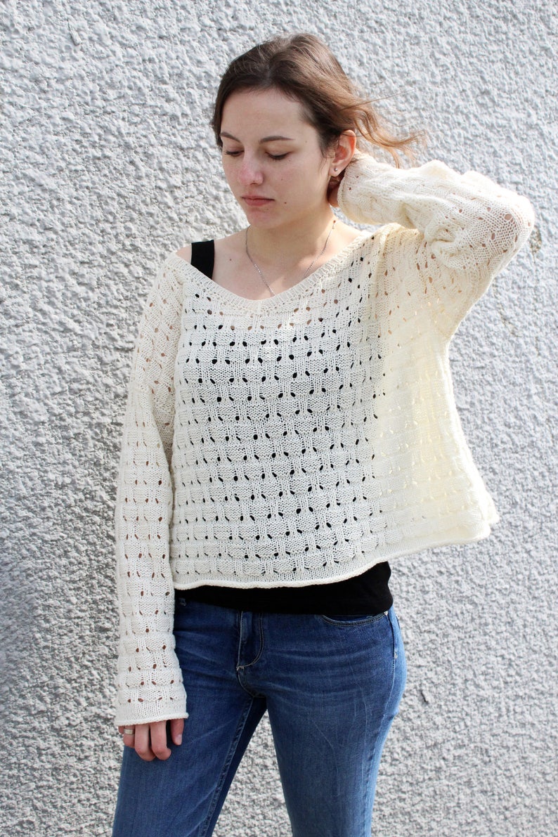 oversized cropped sweater