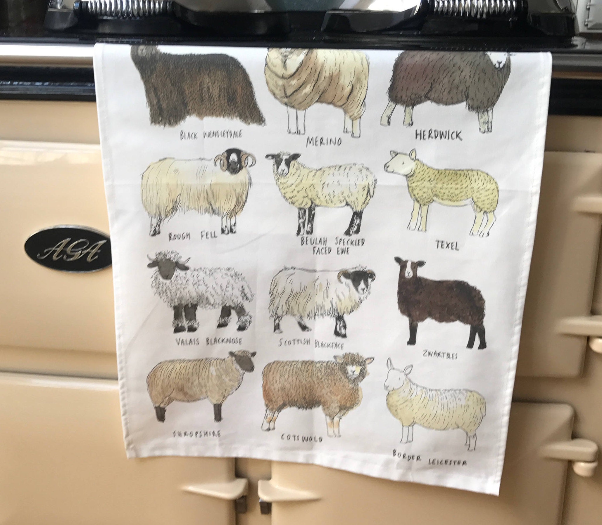 Cead Mile Failte Sheep Of Ireland T-Towel With 4 Sheep Design 