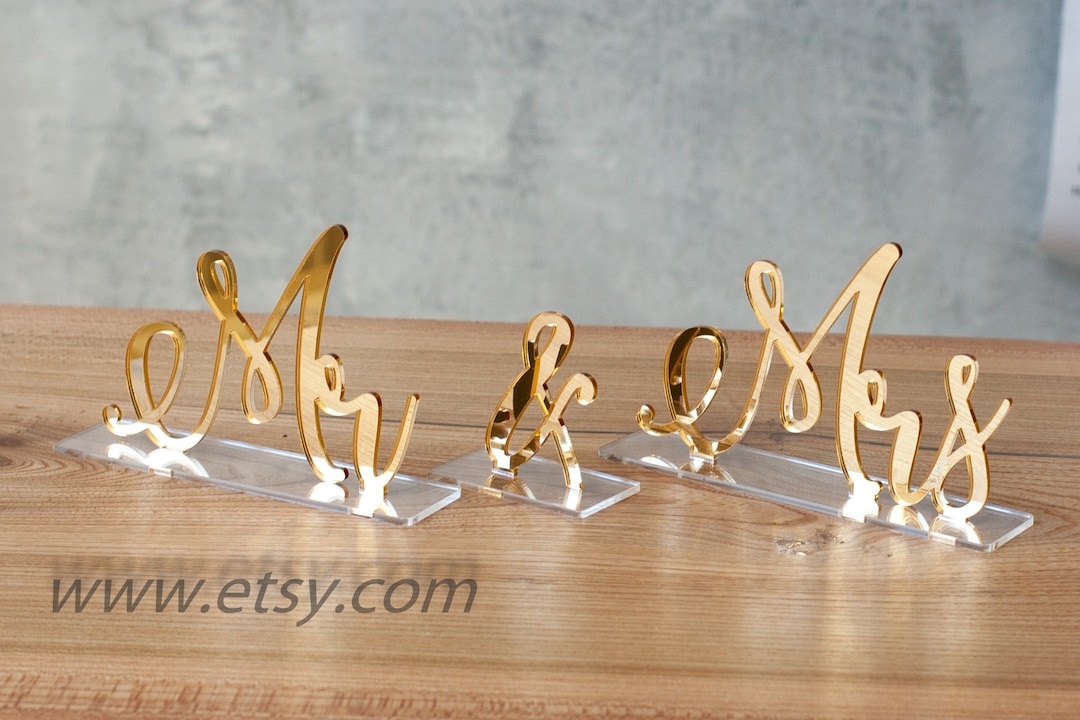 MR and MRS Wedding Decor, MR and Mrs Sign, Free Standing Wedding Table ...