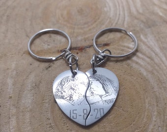 Personalized keychain, "broken heart" engraved with photo on stainless steel