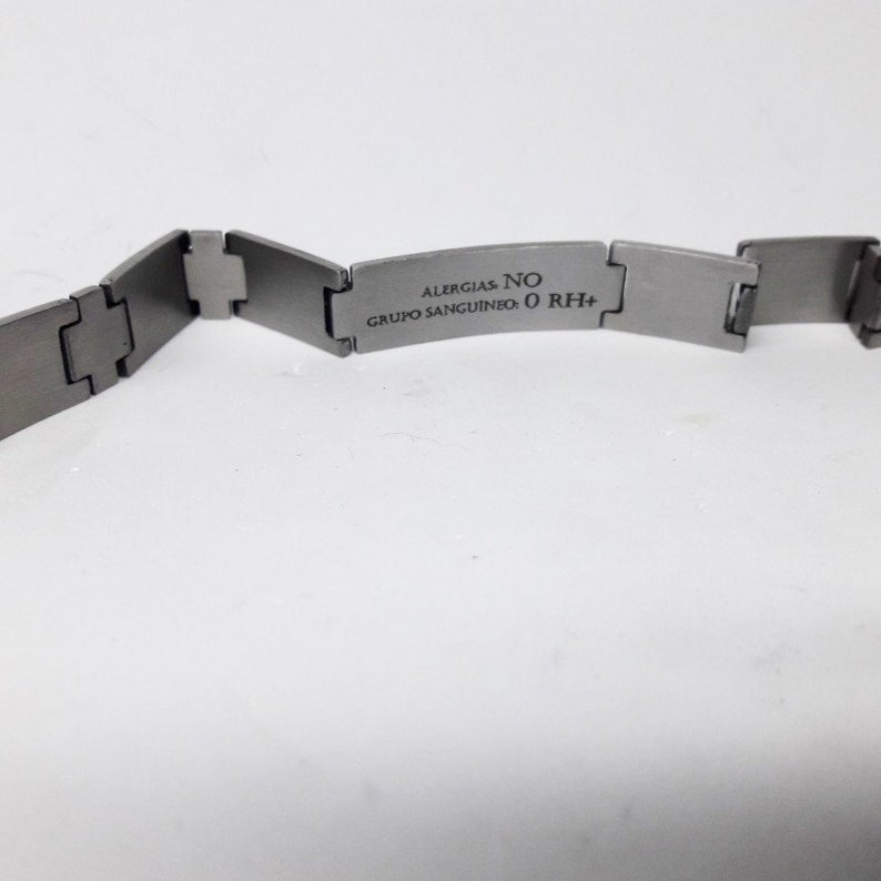 engraved with photo and text Steel bracelet