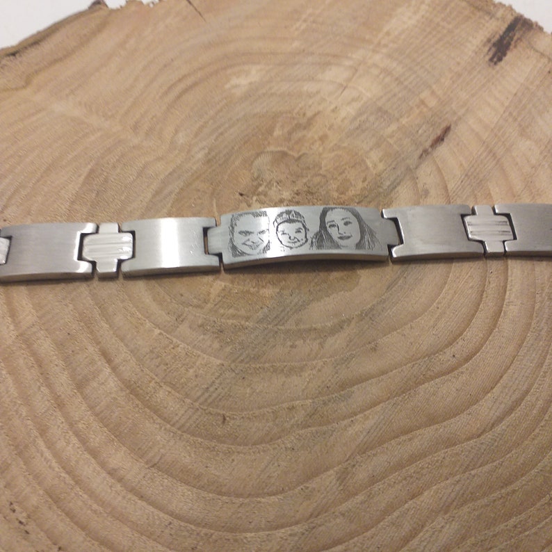 engraved with photo and text Steel bracelet