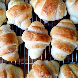 Butterhorn Rolls, Crescent Rolls, Dinner Rolls, Supper Rolls, Holiday Dinner Rolls, Yeast Rolls, Hand-Crafted Bread, 1 Dozen
