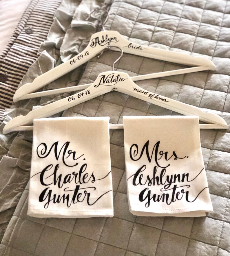 Bride Wedding Hanger CUSTOM CALLIGRAPHY Wooden Wedding Hangers Calligraphy Wedding Gifts Bridesmaids Gifts Personalized