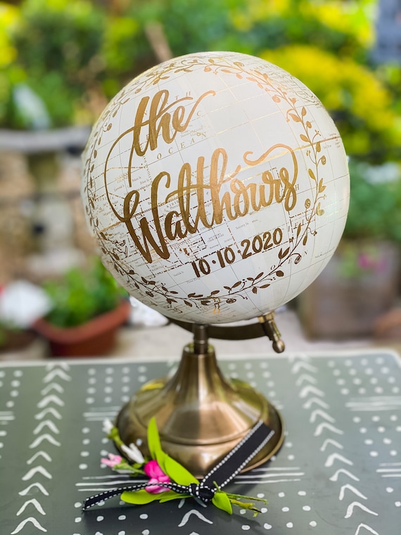 Wreath Wedding Guest Globe / Custom Wedding Guestbook Globe w/ Calligraphy and hand drawn wreath design  / Wedding Guestbook / Globe