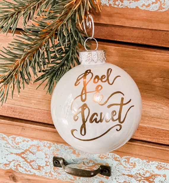 White Polar Pearl Glass Christmas Ornament - Customized w/names/saying/2 sizes - Perfect for Christmas gifts or for your own Christmas tree