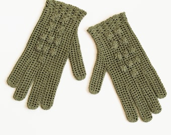 Gants de poignet brodés en maille vert foncé avec les doigts, chauffe-bras d’été en dentelle de crochet de style vintage, accessoire de main Goth tricoté pour femmes