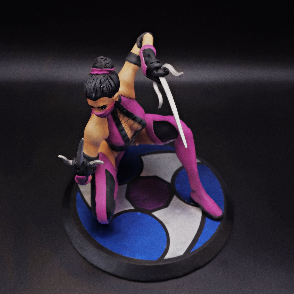 mileena mkx statue