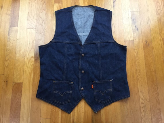 denim vest levi