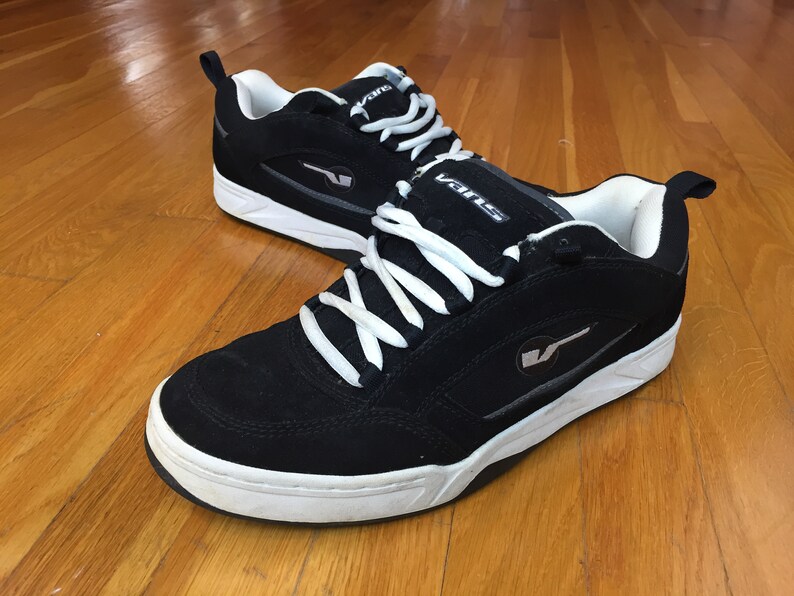 vans skate shoes 90s