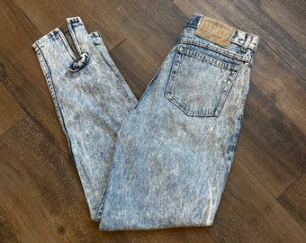 Vintage 80's Jordache Distressed Zipper-Ankle Acid Wash Jeans