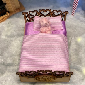 Baby elf bed image 8