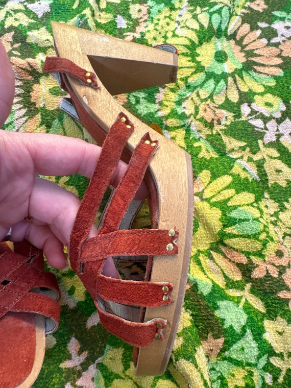 Vintage 70s suede wooden platform wedge sandal he… - image 9